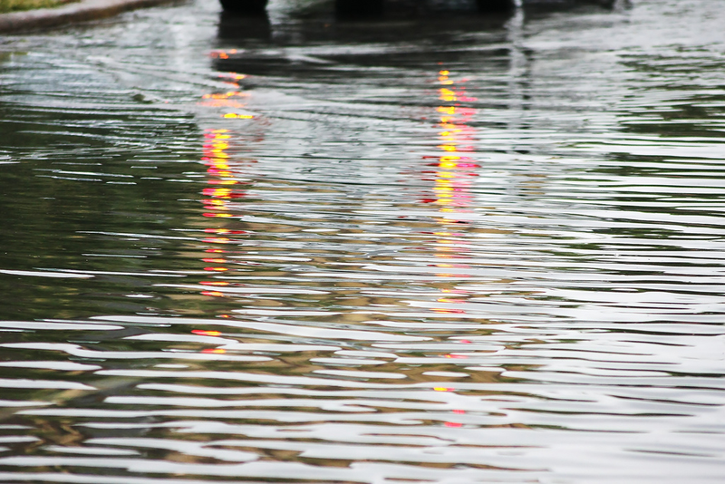 Illustration for article titled Turn Around Don't Drown: Houston Street Flooding Mega-Gallery